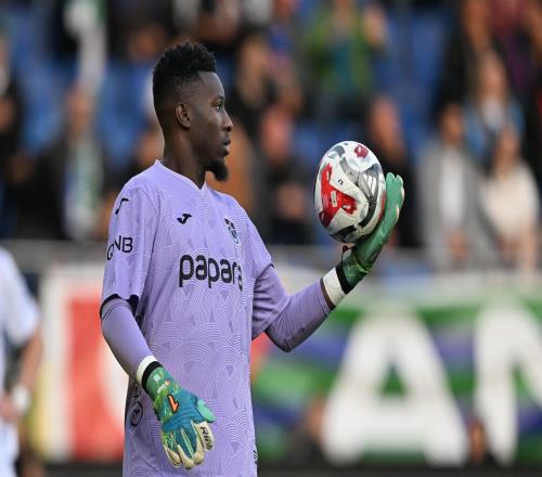 衛(wèi)報：奧納納希望在今年夏天回曼聯(lián)后爭奪一門位置