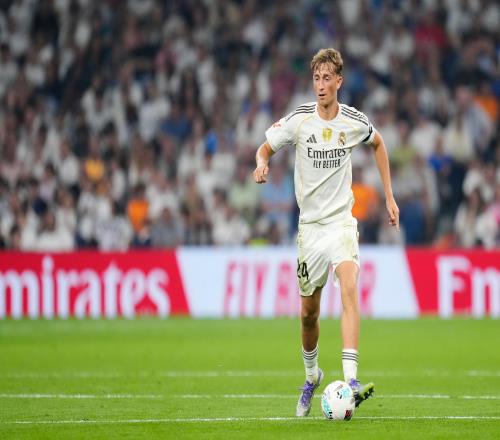 皇馬雙標(biāo)霸權(quán)嘴臉昭然若揭赫伊森辱華冷處理遭打臉