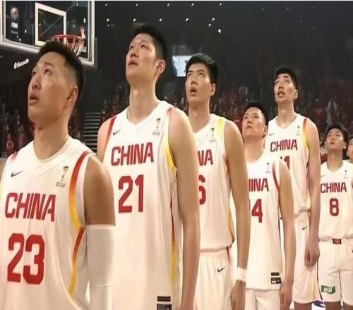 為中國男籃將帥評分：胡金秋滿分郭士強及格張鎮麟0分