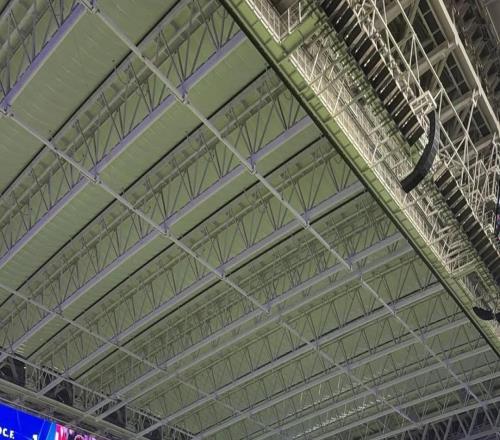 赫伊森發(fā)布現(xiàn)場(chǎng)觀賽社媒：加油