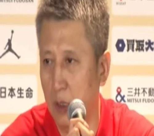 中國(guó)男籃為何能逆轉(zhuǎn)日本主帥郭士強(qiáng)給出答案，透露中場(chǎng)調(diào)整內(nèi)幕