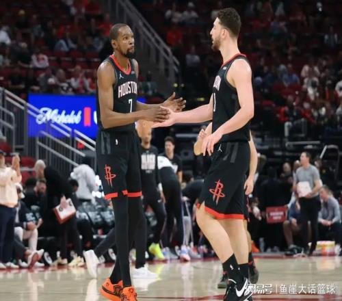 火箭無退路，杜蘭特進(jìn)步明顯！申京兩點(diǎn)該夸，烏度卡談謝潑德攤牌