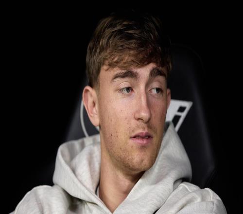 浙媒評(píng)赫伊森辱華事件：皇馬不該在這個(gè)問題上當(dāng)鴕鳥