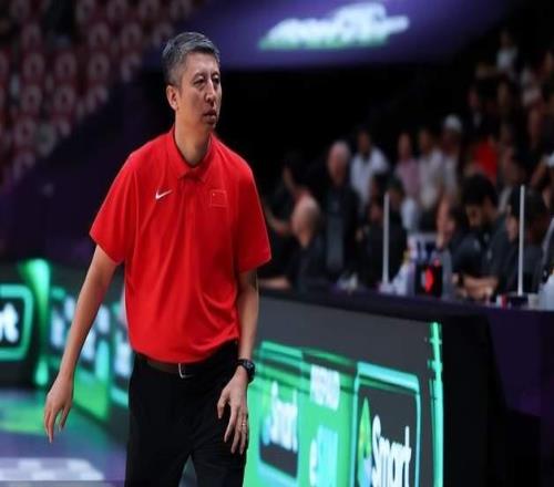 贏了日本隊(duì)，依舊不樂(lè)觀！中國(guó)男籃出線前景探究，下場(chǎng)仍是生死戰(zhàn)