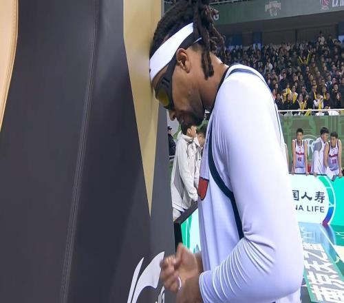 裁掉薩林杰+簽下摩西布朗廣東被曝欲補強內(nèi)線，朱芳雨點名要人