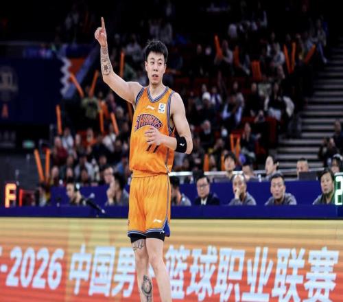 媒體人：張鎮(zhèn)麟和鄒陽將頂替孫銘徽及約克，進入南區(qū)全明星替補名單