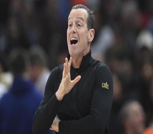 雙塔25+19！加盟騎士真好，哈登動情發聲，阿特金森也把話挑明了