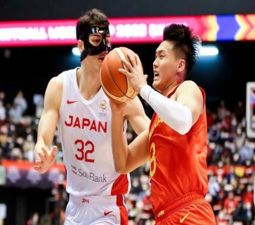 中國男籃決戰(zhàn)日本男籃萬眾矚目！郭士強押寶四大射手，CCTV5直播