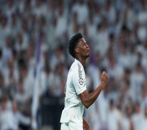 歐冠一夜動(dòng)態(tài)：皇馬雙殺本菲卡，大巴黎刷爆紀(jì)錄，尤文無緣大逆轉(zhuǎn)