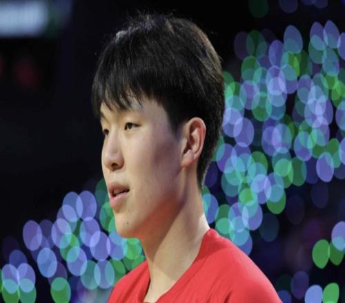 歐媒評(píng)楊瀚森：投籃能力、身體素質(zhì)等短板導(dǎo)致其無(wú)法上場(chǎng)