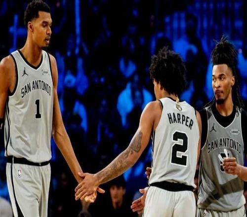 文班12+8+5封蓋，榜眼替補救主神射5記三分，馬刺屠龍豪取10連勝