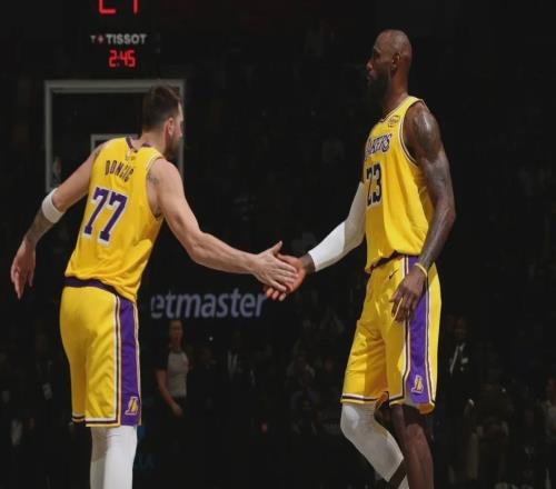 甩鍋詹姆斯！東契奇怎么了