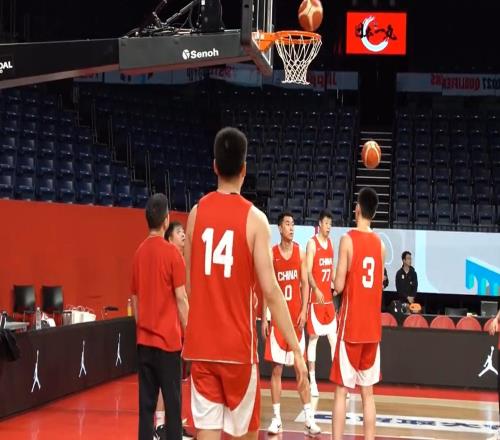 此消彼長(zhǎng)！中國(guó)男籃公布名單，日本男籃有所削弱！