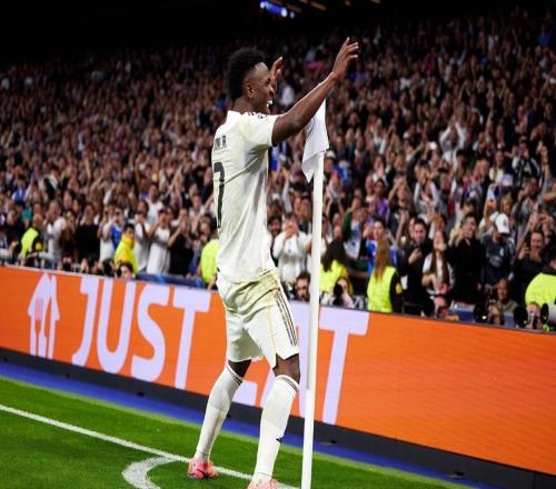 熱聞未能再創(chuàng)奇跡！皇馬雙殺本菲卡挺進(jìn)歐冠16強(qiáng)，穆里尼奧黯然出局