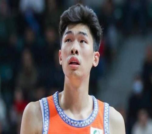 官宣！CBA全明星換人，張鎮(zhèn)麟撿漏，1人意外頂上，球迷為何不買賬