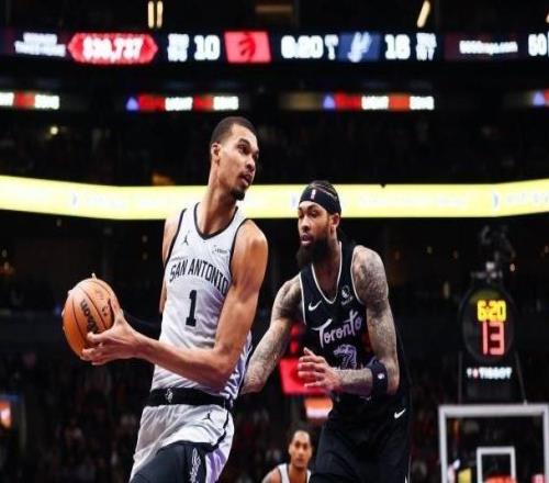 劍指西部第一！馬刺豪取10連勝：文班封鎖內(nèi)線