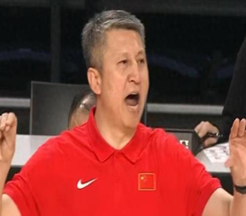 中國(guó)男籃客場(chǎng)5打8逆轉(zhuǎn)日本！郭士強(qiáng)總結(jié)贏球原因，這一人最失意！