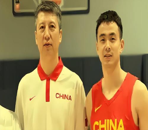 趙繼偉轟14+2率隊(duì)逆轉(zhuǎn)日本！胡金秋20+12無(wú)可挑剔，廖三寧16+5