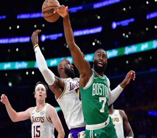 2勝8負，凈輸65分！東部霸主變成紙老虎，這么打東部懸念就不大了