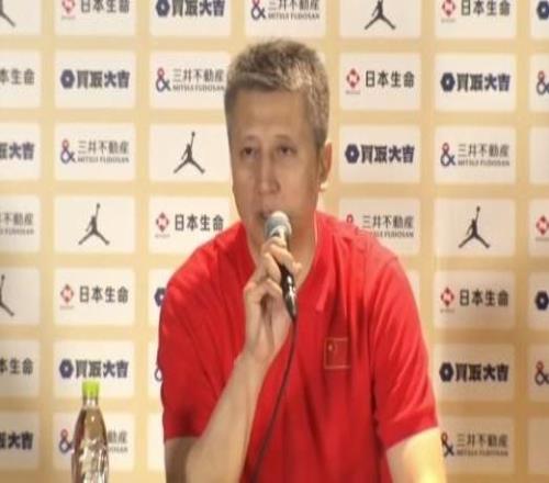 郭士強：上半場防守執(zhí)行力有折扣，希望每個人都能相信隊友