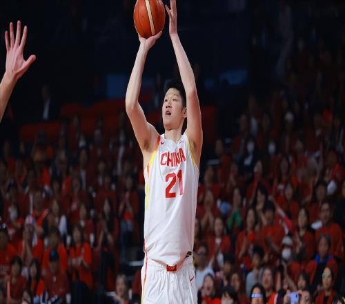 大火收汁！中國(guó)男籃15分大逆轉(zhuǎn)日本，客場(chǎng)8780復(fù)仇成功