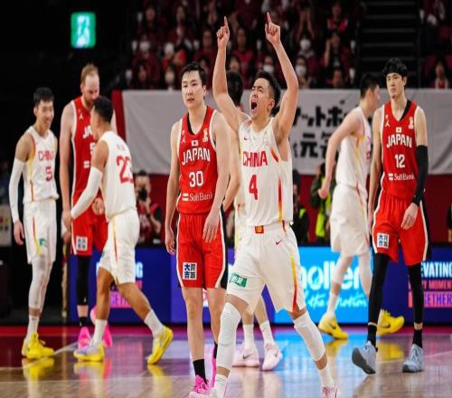 淚目！中國男籃30歲王牌滿血?dú)w來：轟14分逆轉(zhuǎn)日本，郭士強(qiáng)用對(duì)他