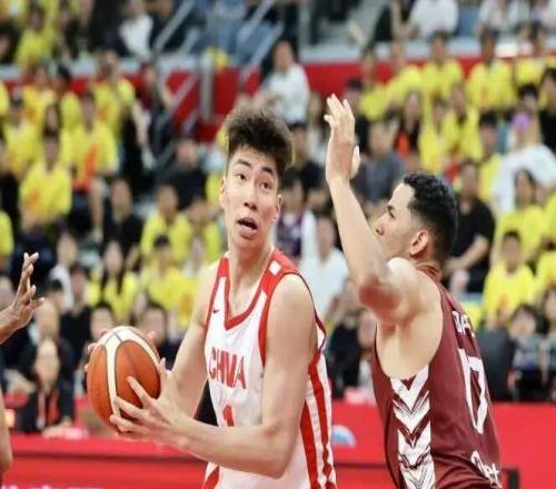 5次轉(zhuǎn)機、40+小時、14000+公里！余嘉豪火線馳援，中國男籃12人到位