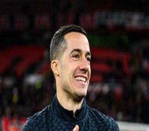 藥廠官方：巴斯克斯在對奧林匹亞科斯時小腿受傷，將傷缺數(shù)周