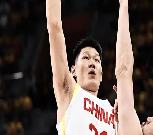 逆轉(zhuǎn)日本五功臣太關(guān)鍵！胡金秋+3后衛(wèi)主導(dǎo)第三節(jié)，朱俊龍頂級藍(lán)領(lǐng)