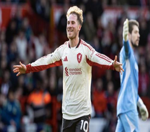 3勝1負難掩戰(zhàn)術乏力！豪門包袱拖垮利物浦，英超爭四成終極考驗