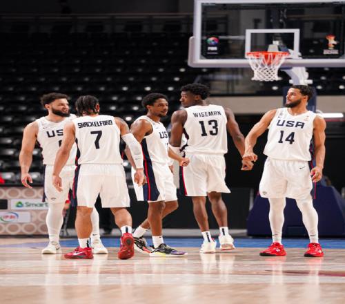 輸了，美國男籃輸了！懷斯曼9投砸出9分......