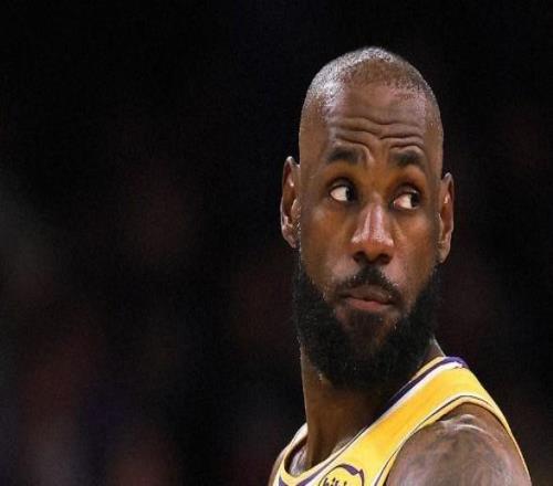 里程碑+1，詹姆斯生涯籃板數(shù)超羅德曼，升至NBA歷史第23位