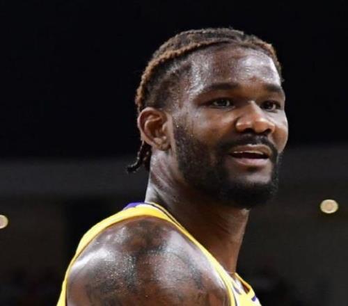 艾頓公開表達(dá)不滿：湖人想要將我打造成卡佩拉，可我不是他！