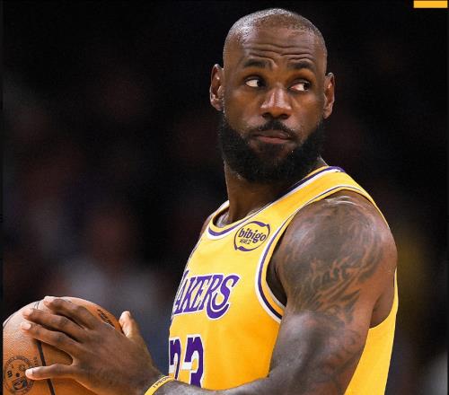 湖人連續(xù)兩戰(zhàn)遭對(duì)手絕殺！太陽(yáng)3分50中22雷迪克：這并非賽前策略