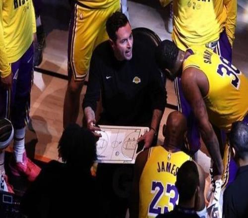 雷迪克：我們的失利比別隊(duì)更受關(guān)注因?yàn)槲覀兪呛? />
<div   id=