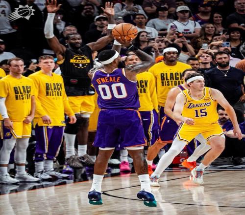 輸太陽遭3連??！湖人奇葩陣容坑慘詹姆斯，最強(qiáng)技能被雷迪克廢掉