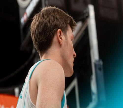 合計209個三分！黃蜂神射手太犀利，輕松反超弗拉格！