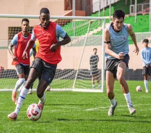 92！拉唐殺瘋了！申花433火力全開球迷：李金羽別被這場球騙了