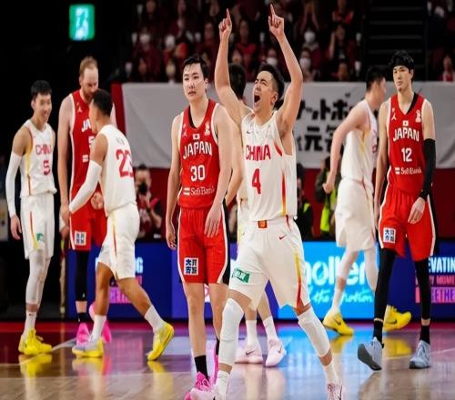 中國(guó)男籃逆轉(zhuǎn)日本不到24小時(shí)，惡心的一幕發(fā)生，原來(lái)郭士強(qiáng)沒(méi)說(shuō)謊
