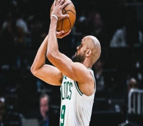 布朗28+7+9完爆冠軍鋒線，武神觸底反彈轟兩雙，綠軍37分大勝籃網