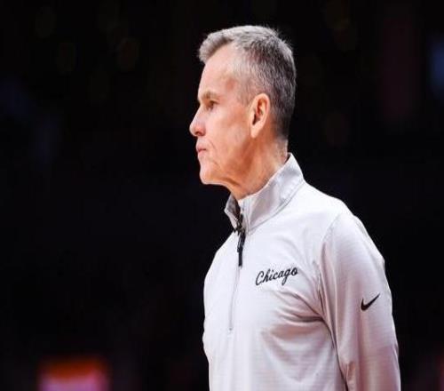 多諾萬：老板或管理層從未傳達(dá)過任何要擺爛的信息