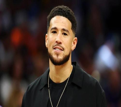 好消息，太陽隊(duì)布克的髖部傷勢(shì)有了積極的進(jìn)展，他有望很快復(fù)出