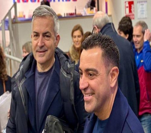 每體：豐特今天舉辦聚會(huì)為自己拉票，哈維到場(chǎng)表示支持