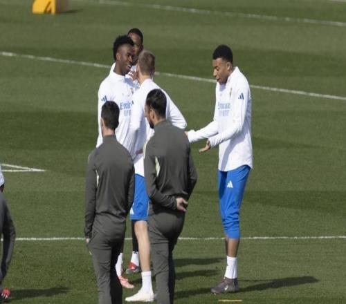 世體：皇馬即將迎來賽季關(guān)鍵3月，但球隊(duì)陣容深度已跌至谷底
