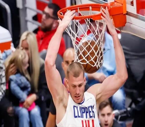 一夜官宣3簽1裁：馬刺簽約21籃板9助攻妖塔，25+10控衛(wèi)簽約步行者