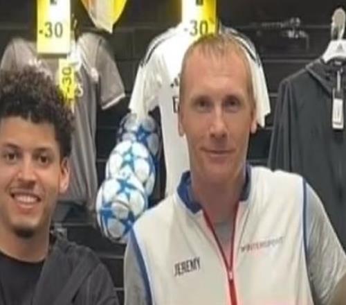 退役后在體育用品店工作，馬蒂厄：因為一些事給我?guī)砹寺闊? />
<div   id=