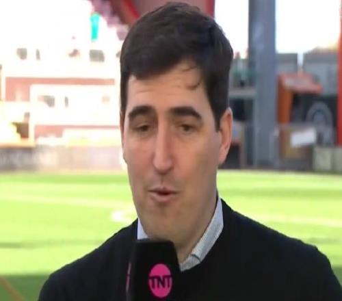 伊勞拉談續(xù)約：現(xiàn)在還不能說我在伯恩茅斯工作得非常愉快