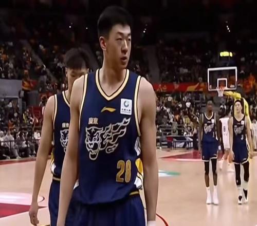 打爆麥基+打服懷特塞德！廣東瞄準(zhǔn)“加強(qiáng)版莫蘭德”，總決賽穩(wěn)了