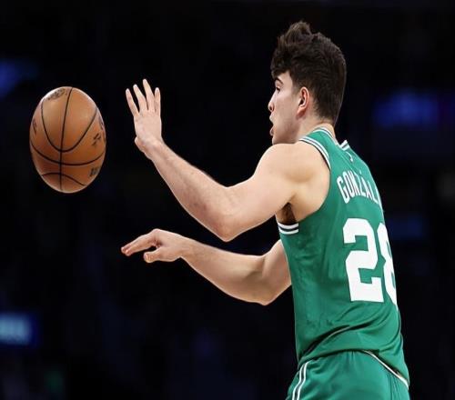 防守能力確實(shí)不錯，但凱爾特人側(cè)翼新秀必須要提升外線投籃效率