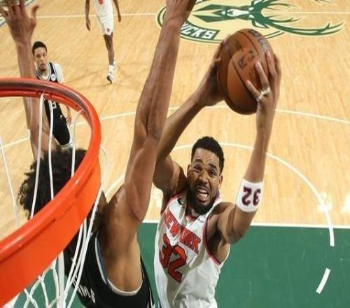 唐斯：在逆境中堅持到底成為我們所能成為的那支最好的球隊